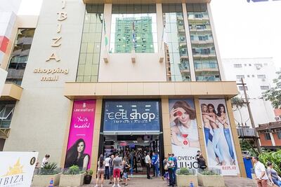 Las mercaderías pertenecientes a la empresa Cellshop fueron sustraídas del depósito.