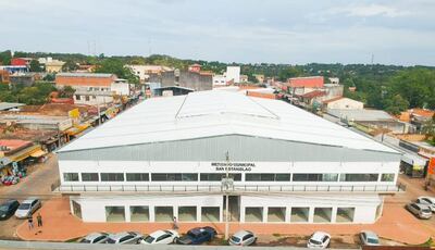 Remozado local del mercado municipal de San Estanislao.