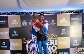 Angel Baéz, el paraguayo campeón panamericano de kickboxing.