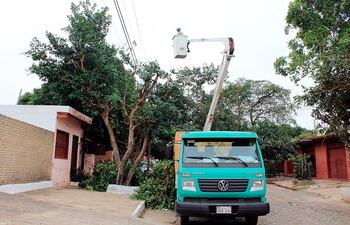 En esta primera semana del operativo, la ANDE pretende realizar el mantenimiento a 489 puestos de distribución.