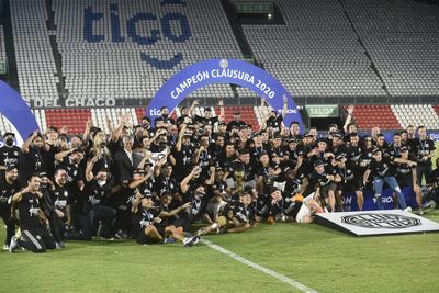 Olimpia logró esta noche su estrella número 45.