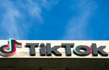 Los alumnos fueron castigados por usar sus redes sociales, entre ellas TikTok e Instagram para humillar a compañeros y docentes.