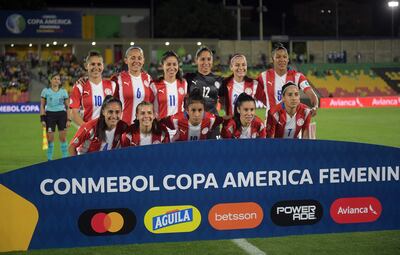Formación que presentó Paraguay ante Brasil. Arriba: Jessica Martínez, Dulce Quintana, Fany Gauto, Alicia Bobadilla, María Martínez y Verónica Riveros (capitana). En cuclillas: Daysy Bareiro, Ramona Martínez, Rebeca Fernández, Fanny Godoy y Fabiola Sandoval.