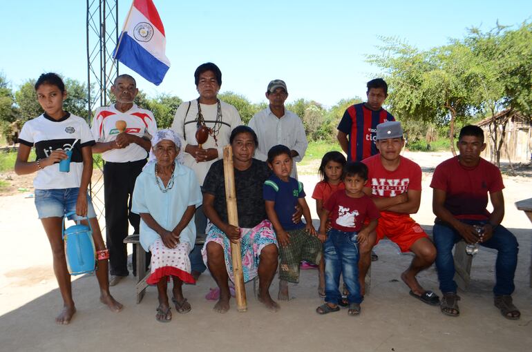 Parcialidad ava guaraní de Villeta reclama mayor atención y desean tener casas dignas, una escuela para enseñar a los niños, asistencia médica  y templo para orar.