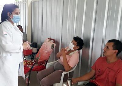 Familiares de pacientes recibieron contención psicológica.