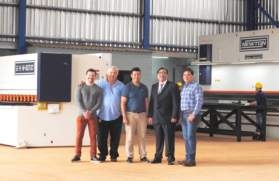 Diego Da Silva, Alairton Da Silva, Walter Draguicevich, Antonio Draguicevich y Roberto Reyes.