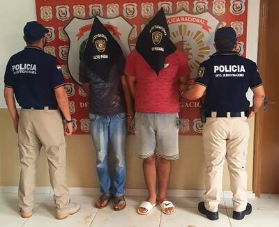 Los dos hermanos fueron trasladados a la base de Investigaciones del Alto Paraná.