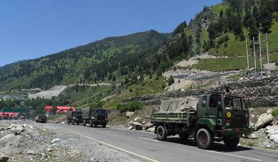 Camiones del ejército de India, en la región donde estallaron escaramuzas con China hace un par de semanas.