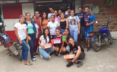 Amigos de José Daniel se movilizan en su comunidad para recaudar fondos para sus gastos.