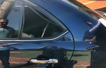 En total tres vehículos fueron violentado por los tortoleros que cometieron serie de hurtos frente a una iglesia en Santa Rita.