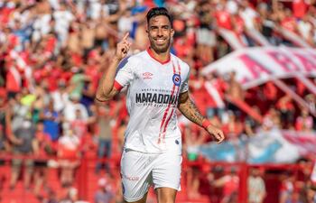 Gabriel Ávalos marcó ayer el gol de la victoria para Argentinos Juniors ante Talleres de Córdoba.