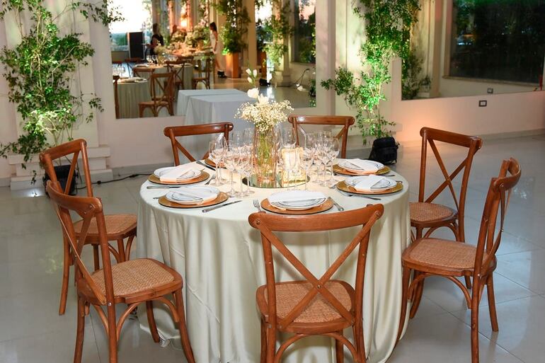 La decoración del salón fue montada por Karina Doldán.