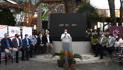 Buscando salvar vidas y empleos, la campaña se extenderá todo el tiempo que sea necesario, afirman.