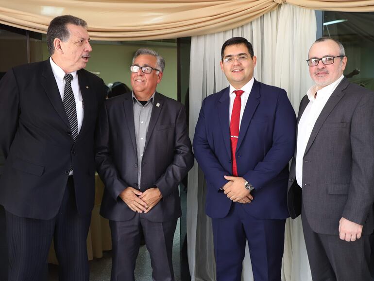 Luis Schmeda Hernaez, Nicolás Martínez, Leandro Prieto y José Borja.