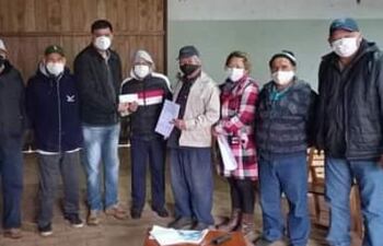 Pobladores de la compañia Ybaroty que recibió G. 35 millones.