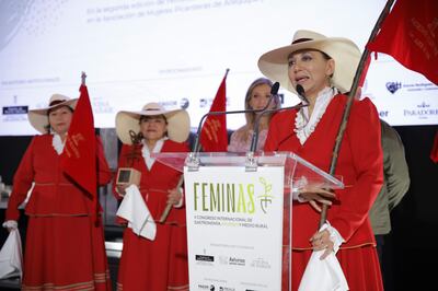 Representantes de las cocineras de las picanterías (casas de comida) de Arequipa (Perú).