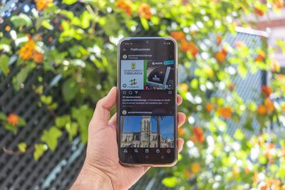 Este porcentaje se agrava entre el conjunto de españoles. El 89 por ciento ha reconocido que necesita saber en todo momento dónde se encuentra su móvil y tenerlo siempre en su mano, en el bolsillo o a la vista.