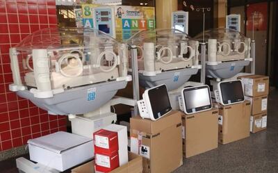 Equipos biomédicos recibidos días atrás  en el Hospital General de Santa Rosa del Aguaray, departamento de San Pedro.