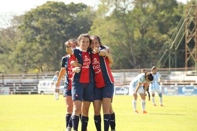 Las azulgranas golearon en Villarrica.