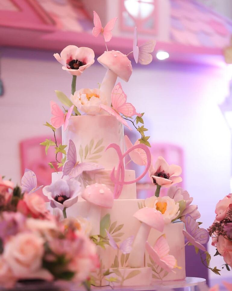 La torta de cumpleaños de Pía. (Instagram/Gustavo Gómez)