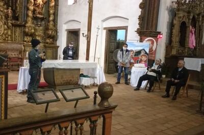 Representantes de la empresa Barrail Hermanos SA y  monseñor  Celestino Ocampo participaron días atrás de  una reunión en el templo de San Buenaventura.