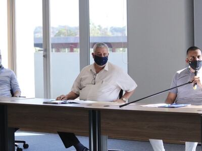 Carlos Jara Saguier fue uno de los presentes en la mesa de diálogo.