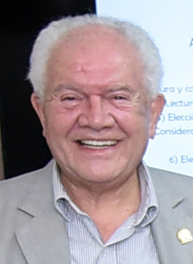 Dr. Víctor Valenzuela