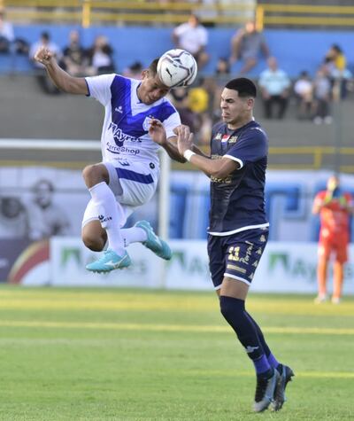 Ameliano y Nacional empataron en el estadio Martín Torres.