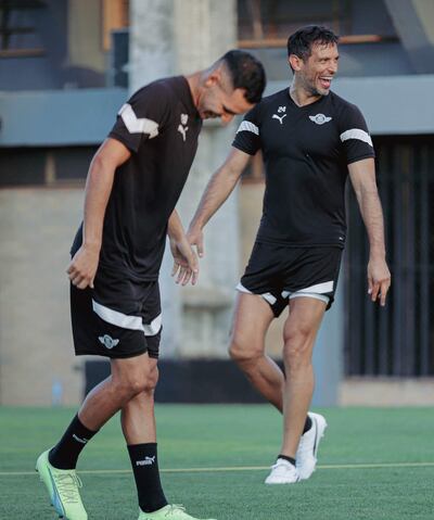 Roque Luis Santa Cruz Cantero (41 años, seis meses y 23 días), delantero de Libertad.