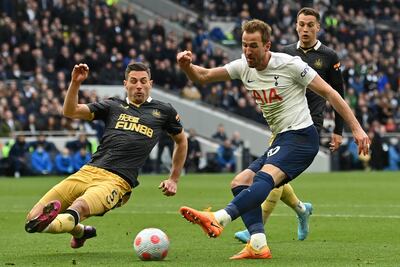 Tottenham goleó al Newcastle de Almirón