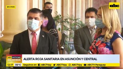 El ministro de Salud, Julio Borba, y la viceministra de Rectoría, Lidia Mercedes Sosa Argüello.