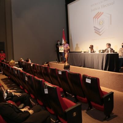 La presentación del plan de capacitación se realizó en el Centro de Recepción de Visitas de la Itaipú, en Hernandarias.