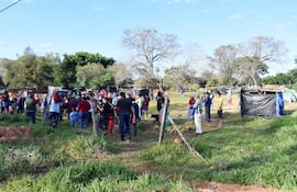 La pretendida despenalización de las invasiones no es para incentivar el ilícito, alegó el legislador Pedro Santa Cruz.