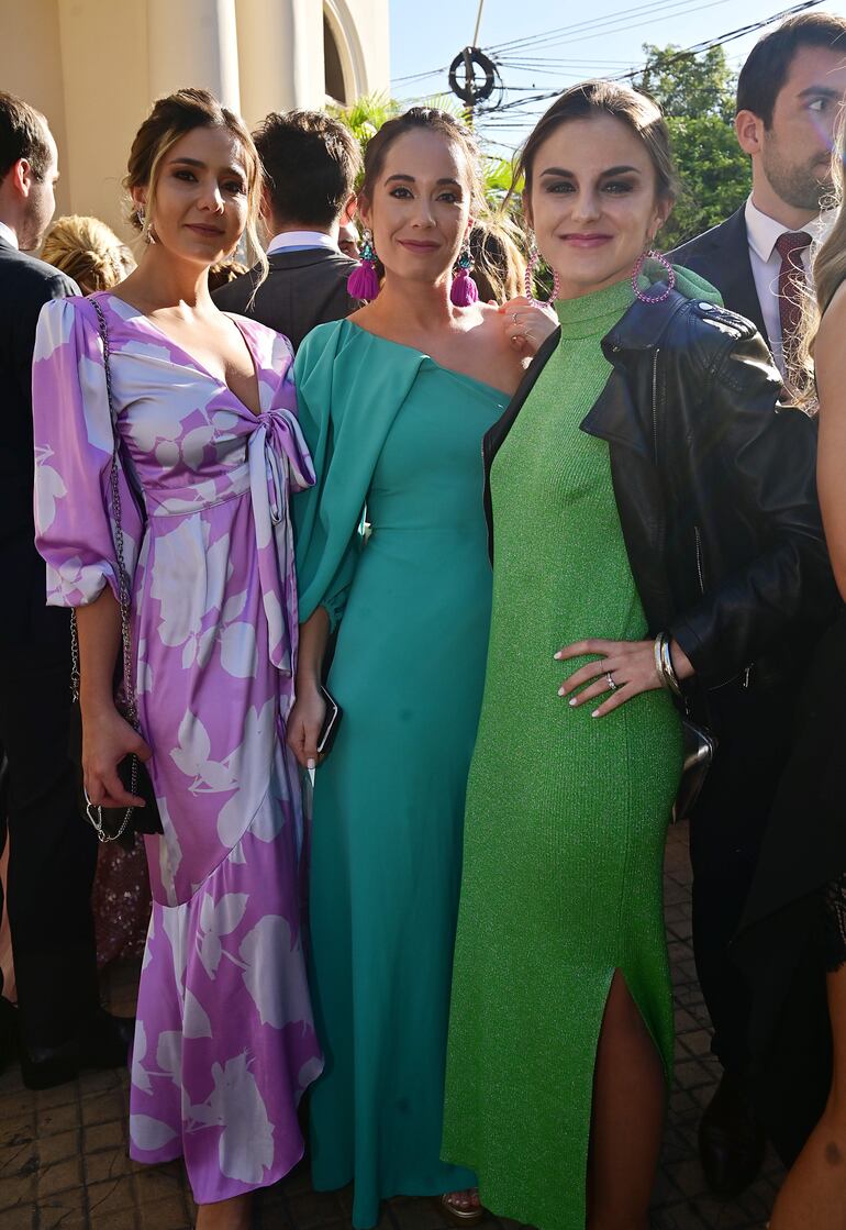 Victoria Deik, María Jesús Urrestarazu y Catalina Sánchez.