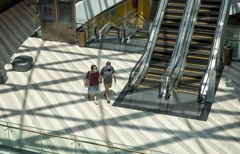 Singapur levantará la próxima semana las restricciones de ingreso para todos los viajeros vacunados.