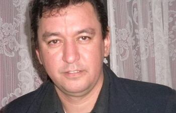 Prof. Alcides Caballero, denunciado por presunto acoso, negó los hechos, a los que calificó de un invento de personas que lo quieren perjudicar. Presentó un pedido de desestimación ante la fiscalía, en la que afirma que llegó a un acuerdo privado de aclaración con la parte denunciante.