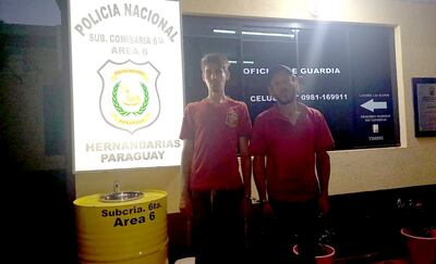 Milciades Arzamendia Villalba (23) y Luis Manuel Ayala (35) fueron aprehendidos cuando trasladaban el compresor de la escuelas de Hernandarias.