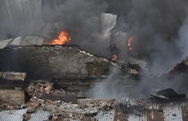 Incendio en el Mercado 4