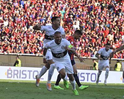 Richard Ortiz, celebrando el gol de la victoria ante Cerro Porteño.