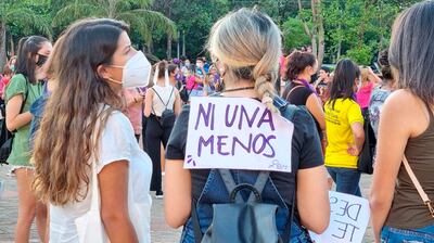 Según el informe de la ONU, una de cada cuatro jóvenes de entre 15 y 24 ha sufrido violencia.