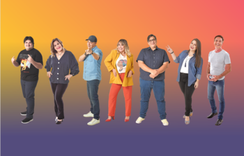 Parte del equipo de locutores de la 98.5 FM.