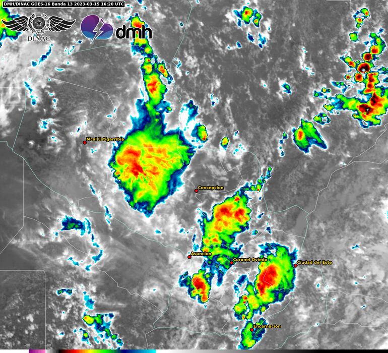 La imagen emitida por Meteorología muestra que los núcleos de tormenta abarcan gran parte del territorio nacional.