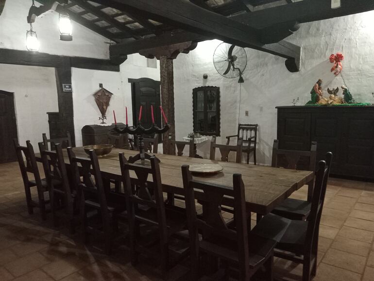 El comedor donde la familia se reunía en tiempos cuando aún vivía Ramón Elias, y su esposa Elsa Céspedes.