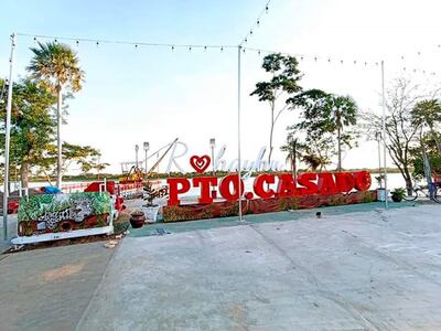 Comunidad de Puerto Casado, donde anoche asesinaron a una mujer.