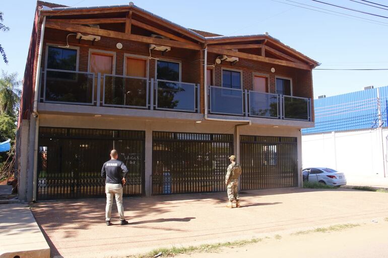 Depósitos allanados en Mariano Roque Alonso. De acuerdo a la Senad, pertenecen al clan Insfrán.