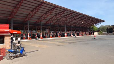 Movimiento casi nulo en la terminal de Buses de Coronel Oviedo.