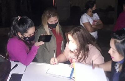 La fiscala Zunilda Ocampos se constituyó en la vivienda tras la viralización del video.