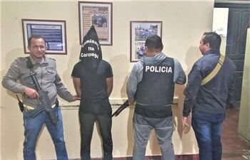 Detienen a un joven por violar su arresto domiciliario