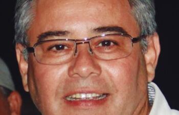 Raúl Mendoza (PLRA, llanista). Intendente de San Antonio. Acusado por la Fiscalía aguarda juicio oral por desvío.