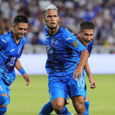 Alexander Agustín López marcó anoche el gol para Honduras, que consiguió un valioso empate de 1-1 en su visita a Canadá por la primera fecha del octogonal de Concacaf.